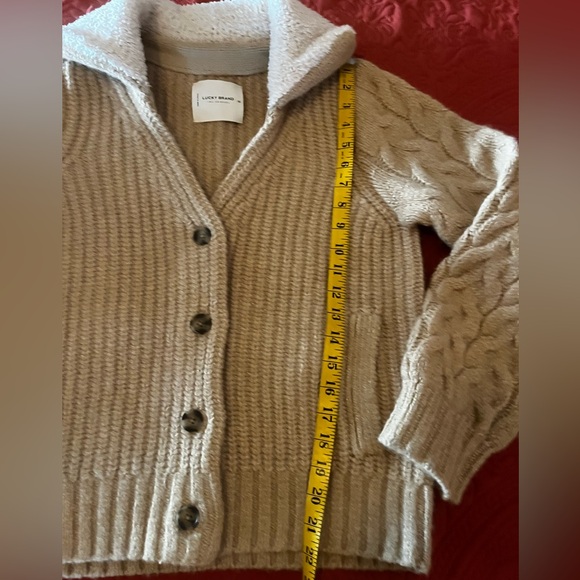 Lucky Brand Sherpa Fleece CollarTan Cable Knit Cardigan, Size XS - Picture 10 of 11